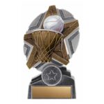 Trophée ProStar 6,75″ en résine pour basketball, parfait pour récompenser les meilleurs joueurs et équipes. Personnalisable avec texte et logo.