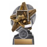 Trophée ProStar 5,75″ en résine pour dek hockey, personnalisable avec texte et logo. Idéal pour récompenser les champions de dek hockey.